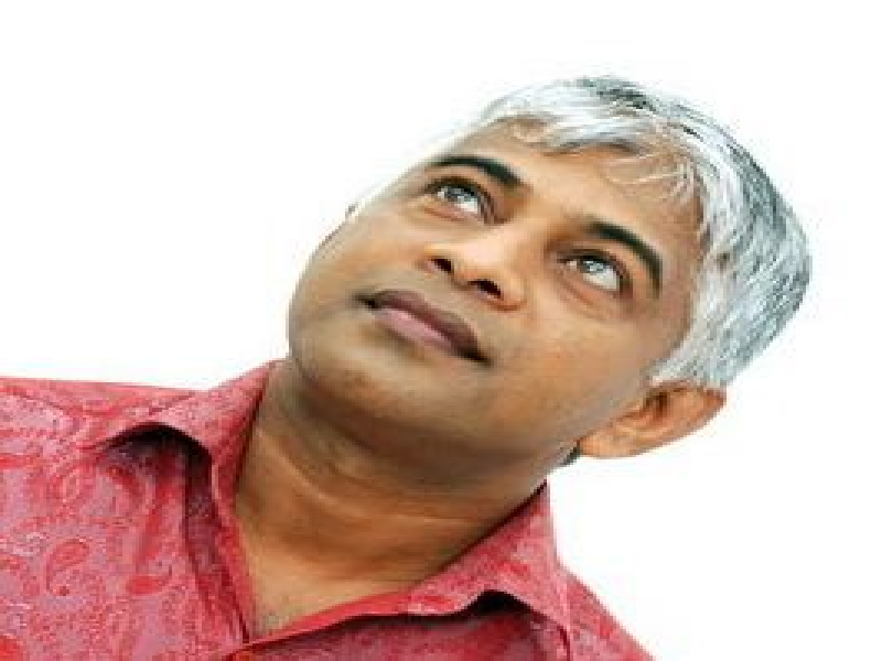 රොඩ්නි වර්ණකුලසූරිය තම ජීවිත කතාව කෘතියක් ලෙස එළිදැක්වීම - ජූලි 30